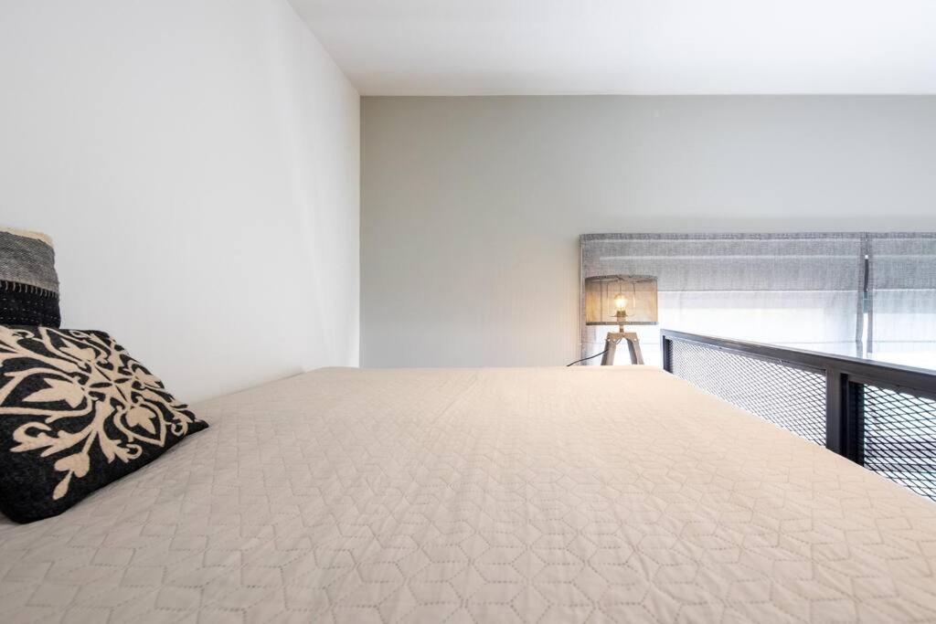 Luxury Loft &rooftop With Acropolis View * Athens
